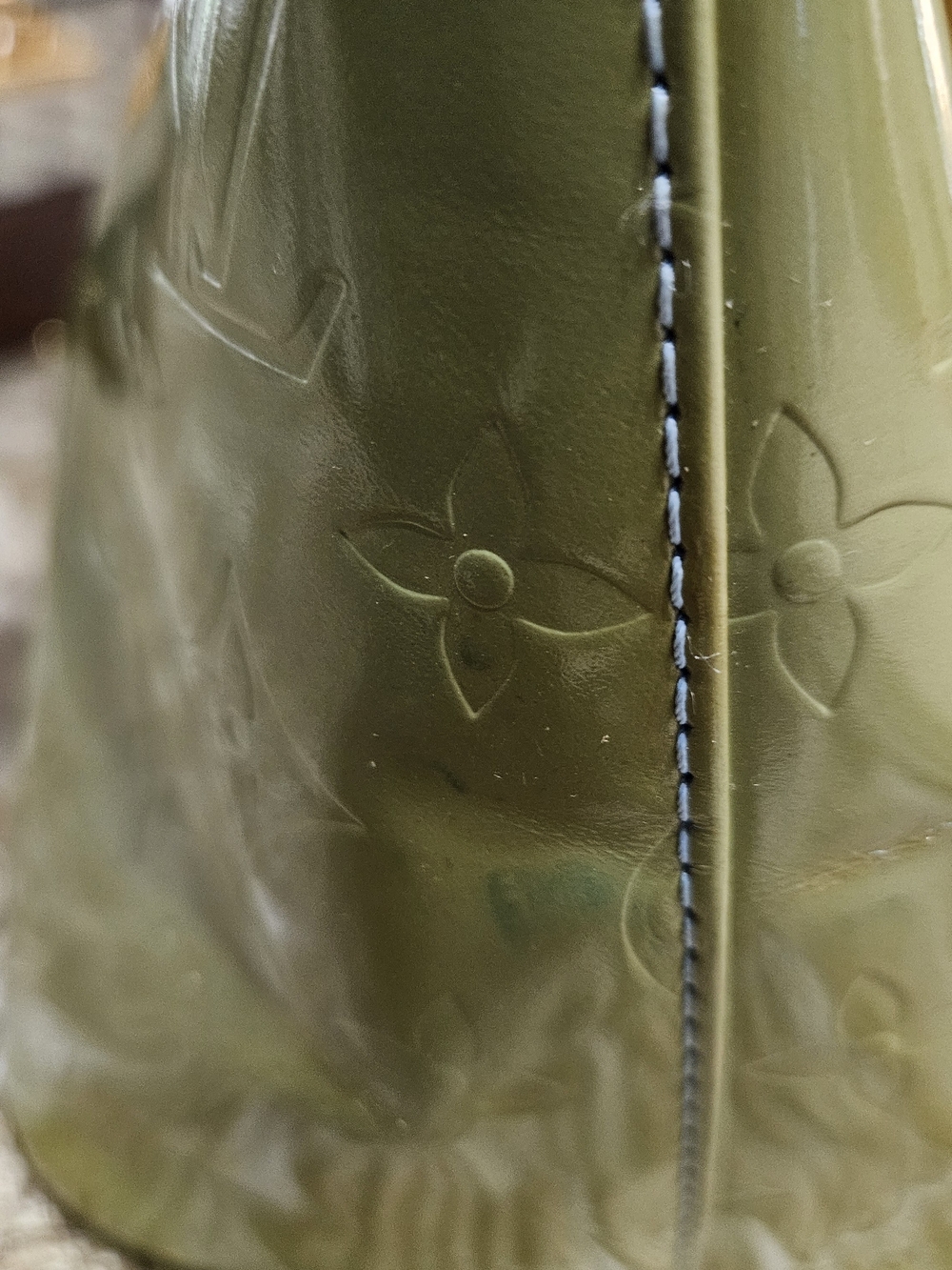 Louis Vuitton Olive Patent Monogram Leather Tote with Tan Straps - Picture 3 of 12